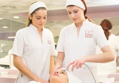 Ciclo Formativo de Grado Medio: Estética y Belleza